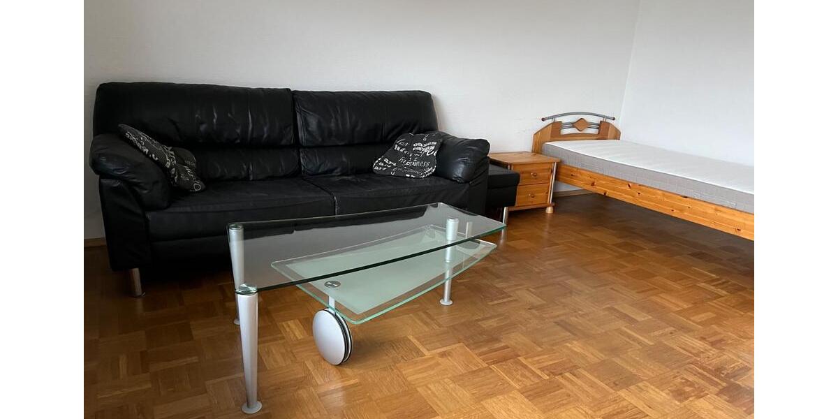 Möbliertes, ruhiges Apartment mit Balkon und traumhaftem Panorama 1 zimmer