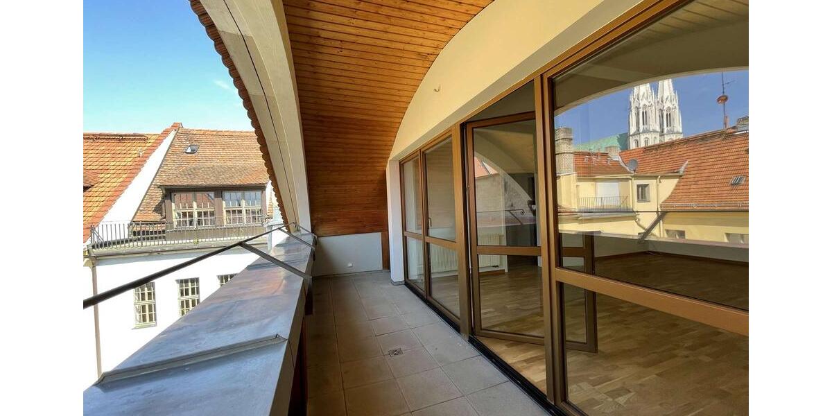 Dachgeschoßwohnung Görlitz - 2 Zimmer, 74 m&sup2;, 600&euro; | Angebot:26195988