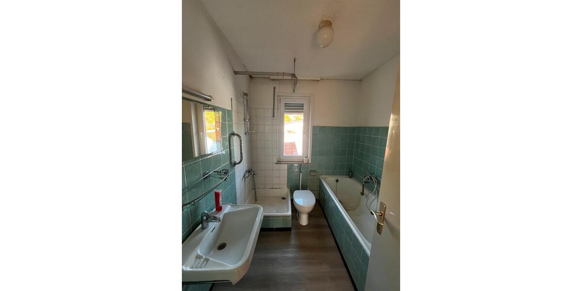 Dachgeschoßwohnung Albstadt Gemarkung Onstmettingen - 5 Zimmer, 85 m&sup2;, 850&euro; | Angebot:26380269