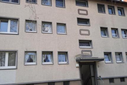 Bei VIVAWEST die Sonnenstrahlen auf dem eigenen Balkon genießen. 3 zimmer