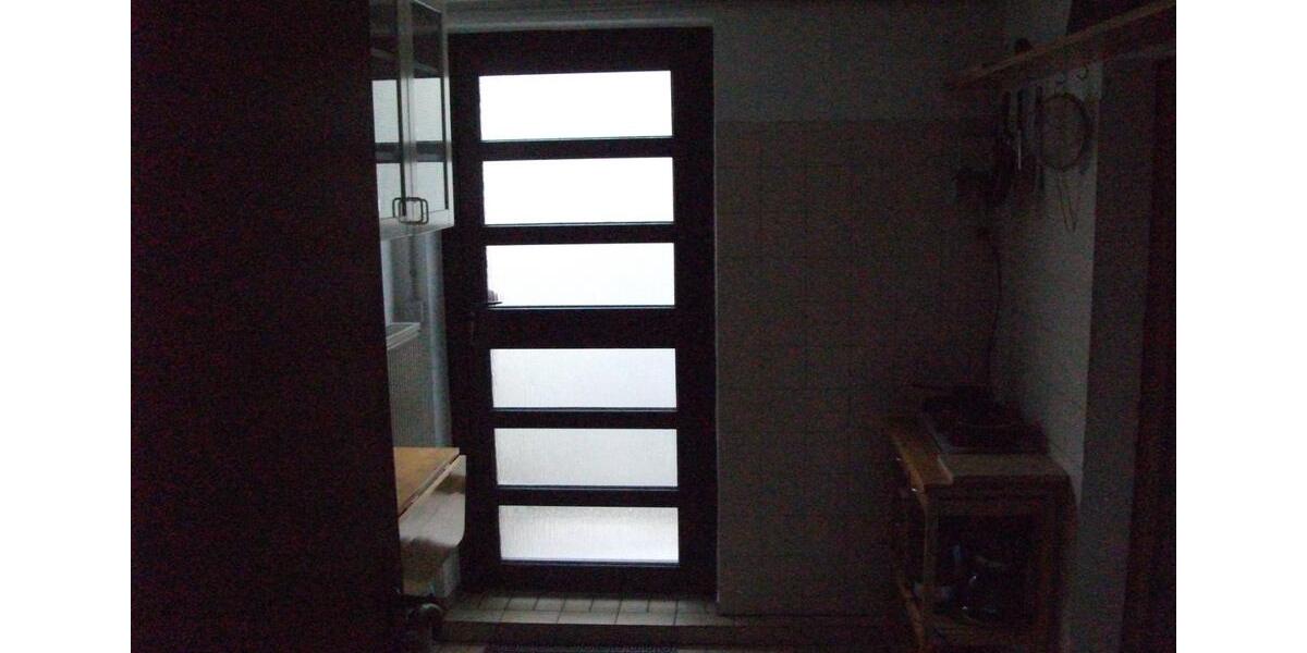 Etagenwohnung Unterhaching - 1 Zimmer, 65 m&sup2;, 1.200&euro; | Angebot:25650955