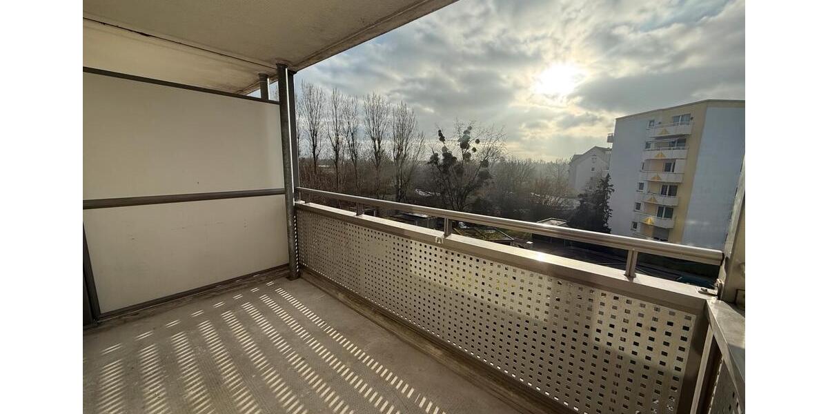 Etagenwohnung Maintal - 2 Zimmer, 61 m&sup2;, 850&euro; | Angebot:25045930