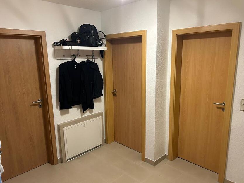 Helle 3 Zimmer-Dachgeschosswohnung + 2 Balkonen in Pfingstberg,MA zimmer