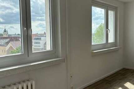 Wohnung Dessau-Roßlau Roßlau - 5 Zimmer, 73 m&sup2;, 540&euro; | Angebot:26963921