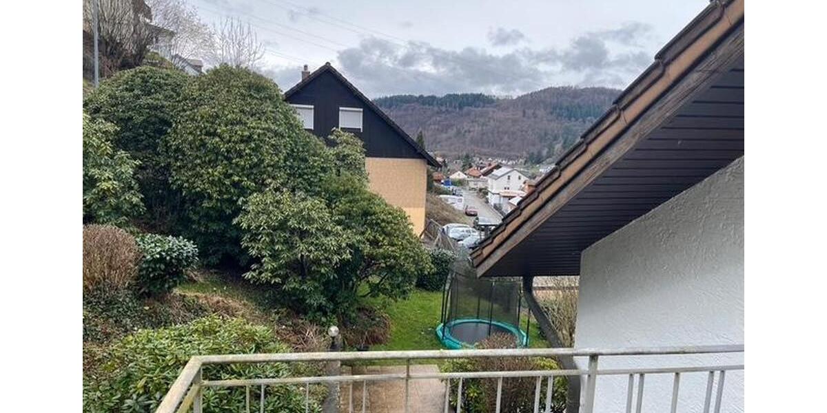 Dachgeschoßwohnung Eberbach - 4 Zimmer, 124 m&sup2;, 1.050&euro; | Angebot:25648733