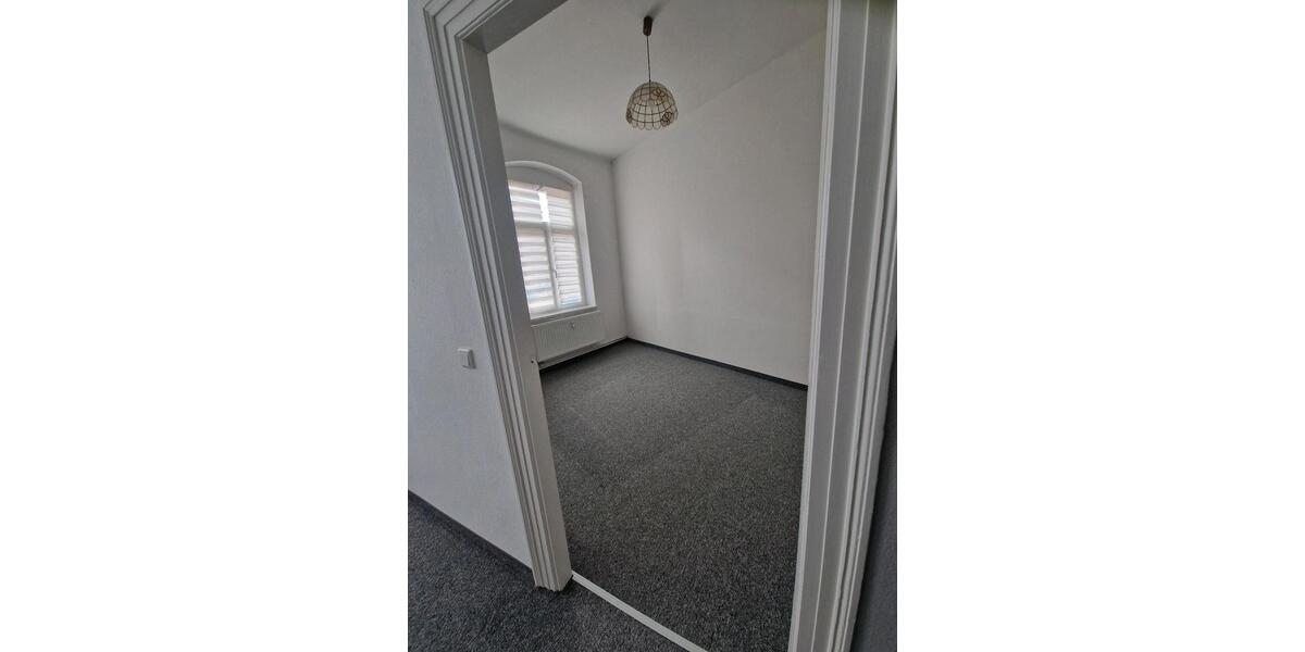 Etagenwohnung Leisnig - 3 Zimmer, 75 m&sup2;, 540&euro; | Angebot:25908680