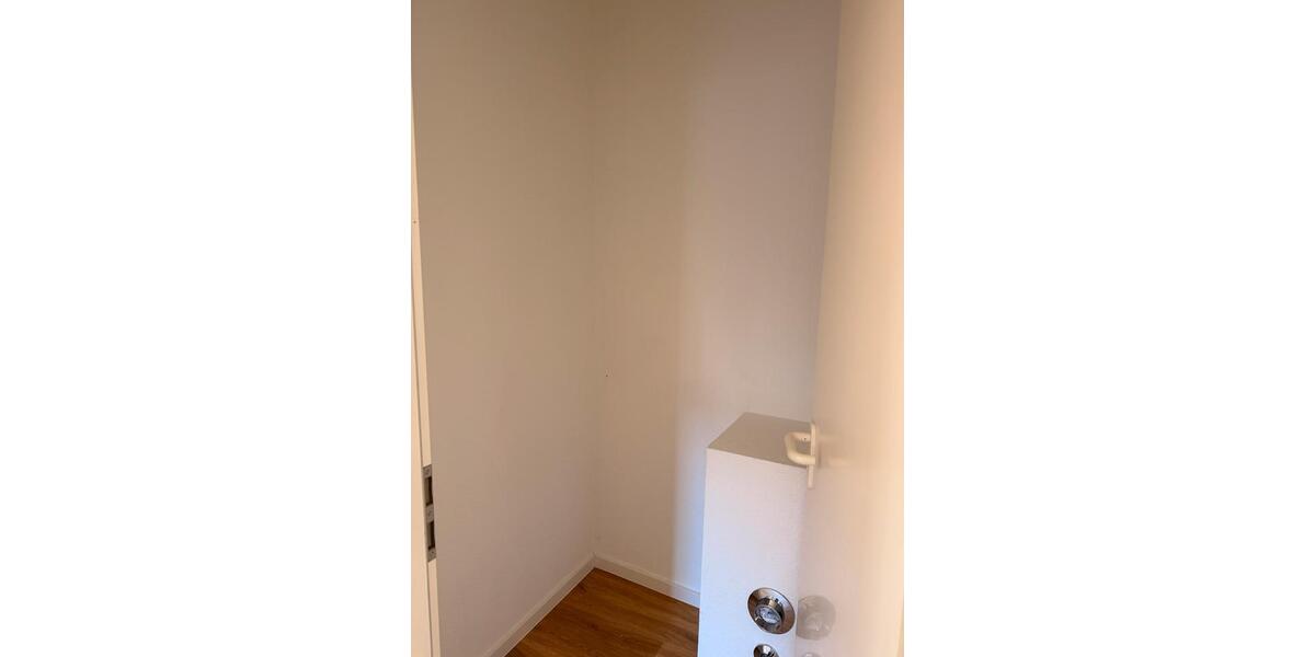 Erdgeschoßwohnung Sulzfeld - 3 Zimmer, 93 m&sup2;, 900&euro; | Angebot:24548075