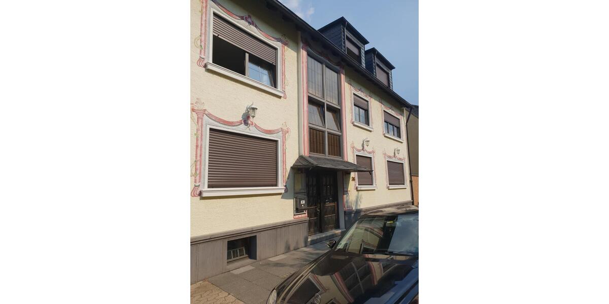 Erdgeschoßwohnung Euskirchen - 5 Zimmer, 200 m&sup2;, 1.400&euro; | Angebot:24769214