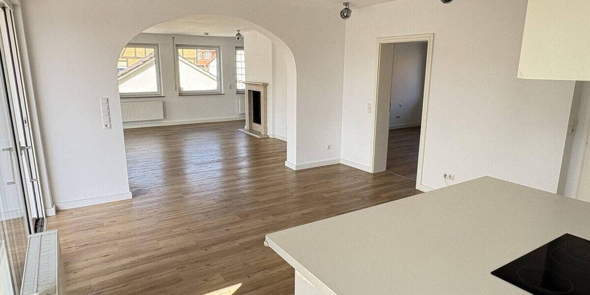 Etagenwohnung Delligsen - 3 Zimmer, 154 m&sup2;, 1.120&euro; | Angebot:26377056