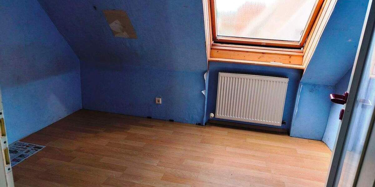 Mehrfamilienhaus, Wohnhaus Remchingen Wilferdingen - 4 Zimmer, 107 m&sup2;, 850&euro; | Angebot:23984015