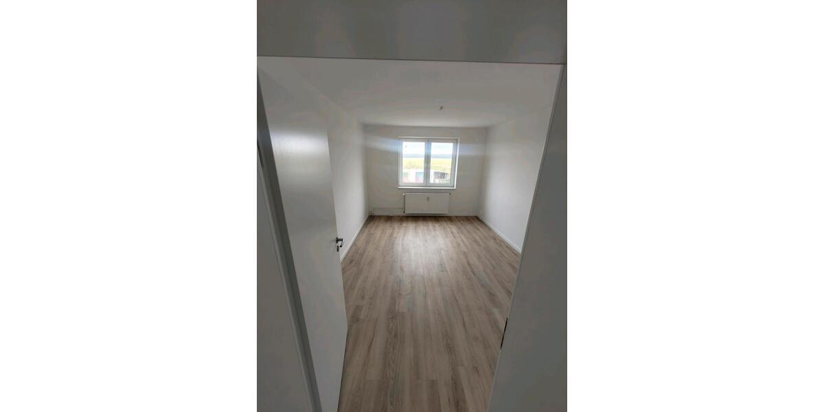 Etagenwohnung Demmin - 3 Zimmer, 58 m&sup2;, 585&euro; | Angebot:24494964