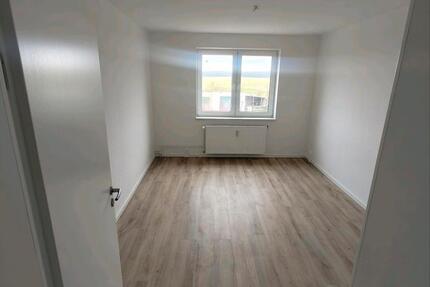 Wohnung Demmin - 3 Zimmer, 58 m&sup2;, 585&euro; | Angebot:24494964