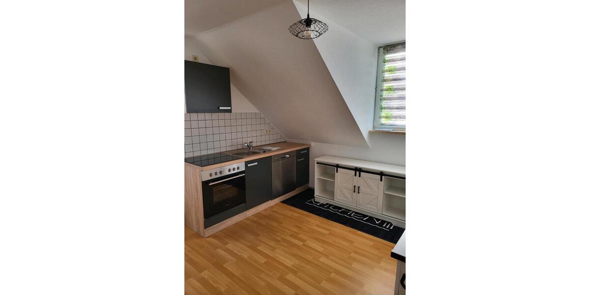 Dachgeschoßwohnung Sonneberg - 2 Zimmer, 50 m&sup2;, 520&euro; | Angebot:24570979