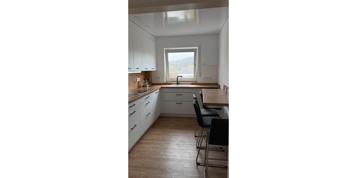 Etagenwohnung Meinerzhagen - 4 Zimmer, 98 m&sup2;, 960&euro; | Angebot:24689639