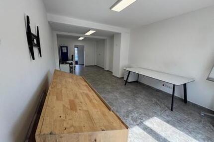 Gewerbefläche mieten in Andernach – Büro & Stellplätze