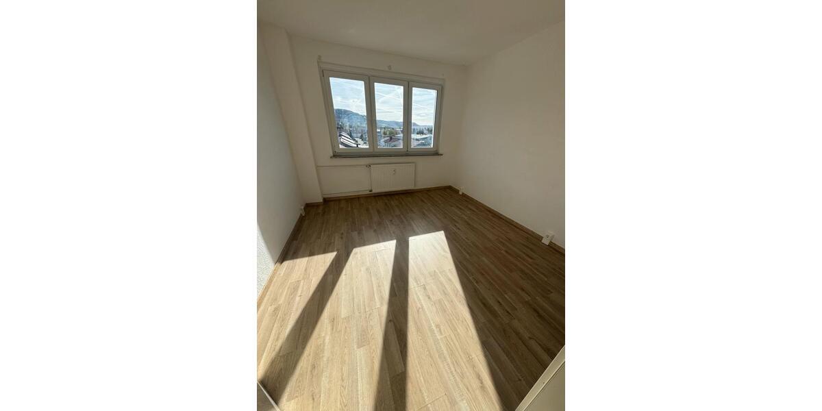 Etagenwohnung Treffurt - 3 Zimmer, 60 m&sup2;, 390&euro; | Angebot:26039467