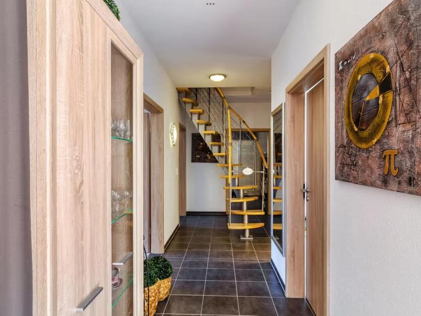Große OberWohnung im Zentrum von Marienhafe