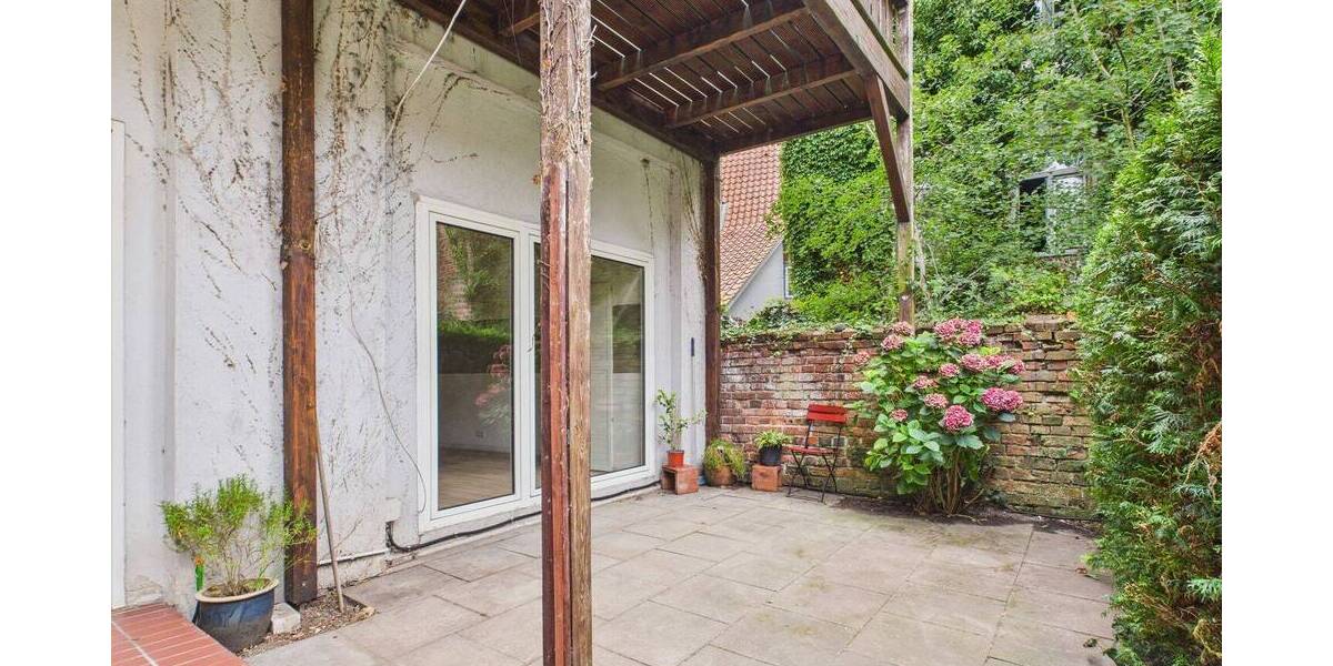 Etagenwohnung Lübeck / Innenstadt Innenstadt - 1 Zimmer, 65 m&sup2;, 650&euro; | Angebot:23947669