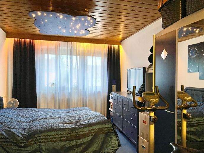 GEPFLEGTE 3 Zimmer Wohnung MIT BALKON