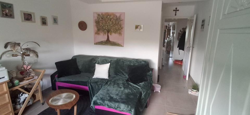Etagenwohnung Tiefenbach - 3 Zimmer, 93 m&sup2;, 900&euro; | Angebot:26476771