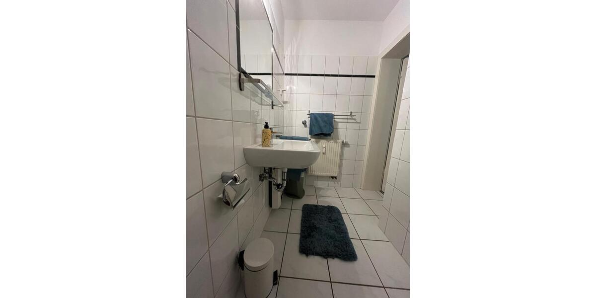 Etagenwohnung Essen Stadtbezirk III - 1 Zimmer, 35 m&sup2;, 900&euro; | Angebot:26615605