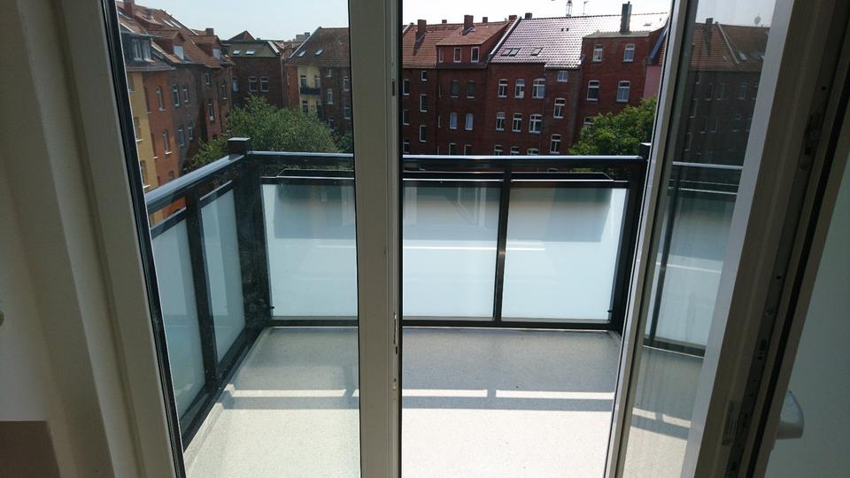 Dachgeschoßwohnung Erfurt Johannesplatz - 4 Zimmer, 130 m&sup2;, 1.400&euro; | Angebot:26048958