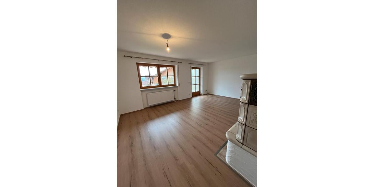 Doppelhaushälfte Bad Birnbach Asenham - 5 Zimmer, 140 m&sup2;, 1.150&euro; | Angebot:26584368