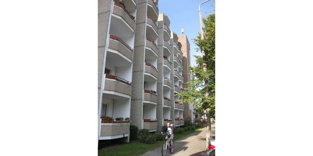 Etagenwohnung Anklam Mittelfeld - 1 Zimmer, 35 m&sup2;, 248&euro; | Angebot:26149475