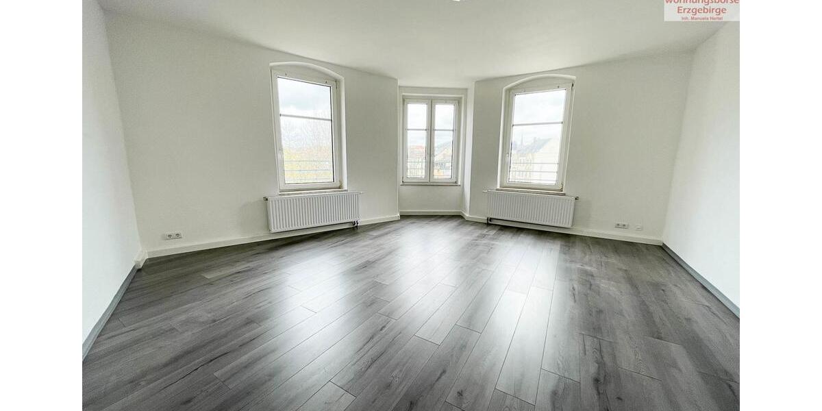 Dachgeschoßwohnung Aue-Bad Schlema Bad Schlema - 3 Zimmer, 79 m&sup2;, 518&euro; | Angebot:20146785