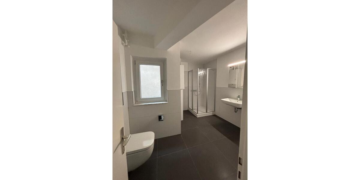 Dachgeschoßwohnung Osnabrück - 3 Zimmer, 100 m&sup2;, 1.100&euro; | Angebot:26660329