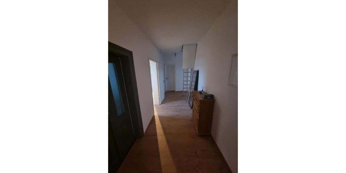 Etagenwohnung Friedrichroda - 4 Zimmer, 100 m&sup2;, 800&euro; | Angebot:24427910