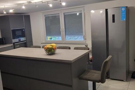 Wohnung Lauffen am Neckar - 3 Zimmer, 100 m&sup2;, 1.200&euro; | Angebot:26538978