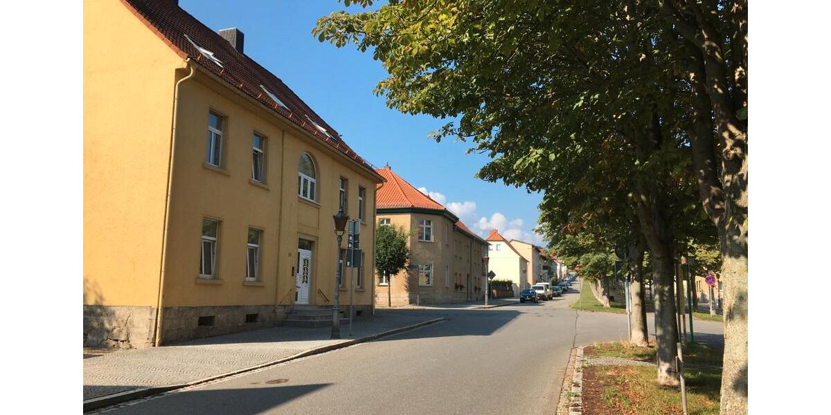 Etagenwohnung Ballenstedt - 3 Zimmer, 80 m&sup2;, 400&euro; | Angebot:26235243