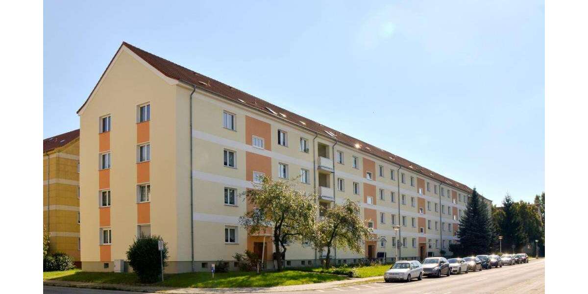 Etagenwohnung Hoyerswerda Neustadt - 3 Zimmer, 71 m&sup2;, 425&euro; | Angebot:26121216