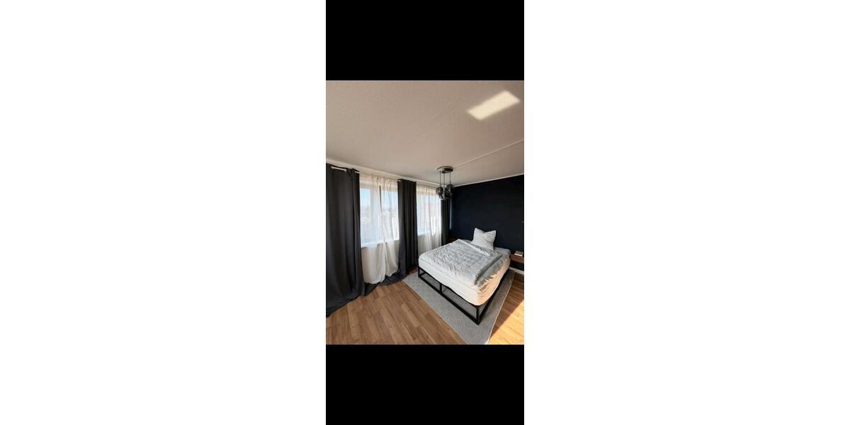 Dachgeschoßwohnung Wilster - 4 Zimmer, 85 m&sup2;, 750&euro; | Angebot:25392344