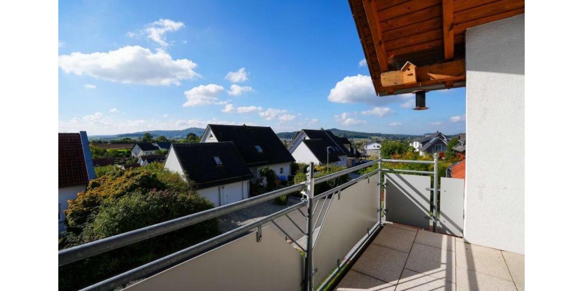 Stilvolle Maisonettewohnung mit Balkon und Garage zu vermieten 4 zimmer