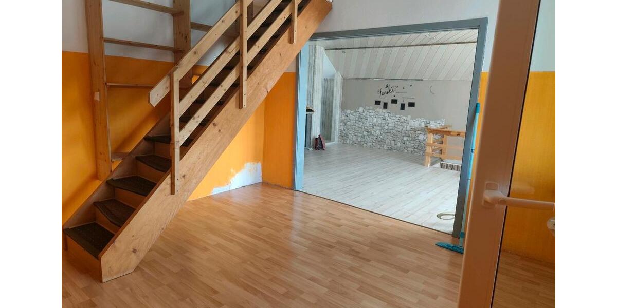 Maisonettenwohnung Seelze - 7 Zimmer, 150 m&sup2;, 1.400&euro; | Angebot:26705894