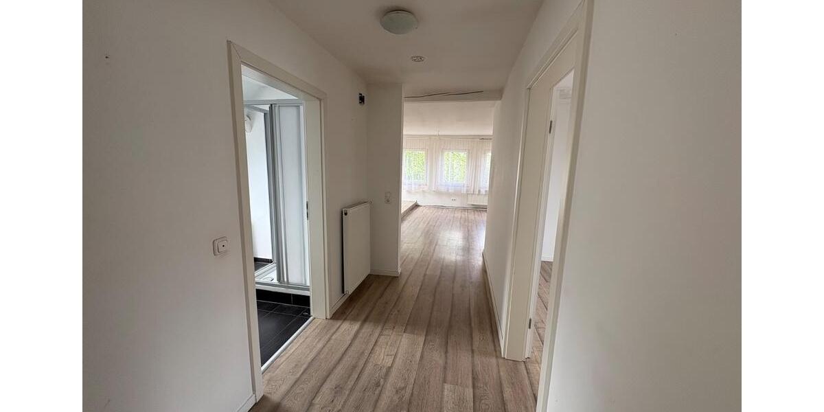 Dachgeschoßwohnung Spenge - 2 Zimmer, 70 m&sup2;, 600&euro; | Angebot:26645564