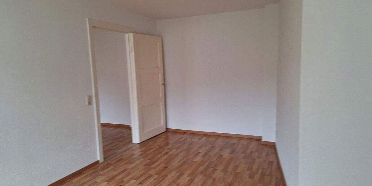 Etagenwohnung Eberswalde - 3 Zimmer, 65 m&sup2;, 670&euro; | Angebot:24678921