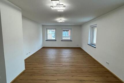 Glasfaser & Bodenheizung Helle 4-Zimmer-Wohnung in zentraler Lage 4 zimmer