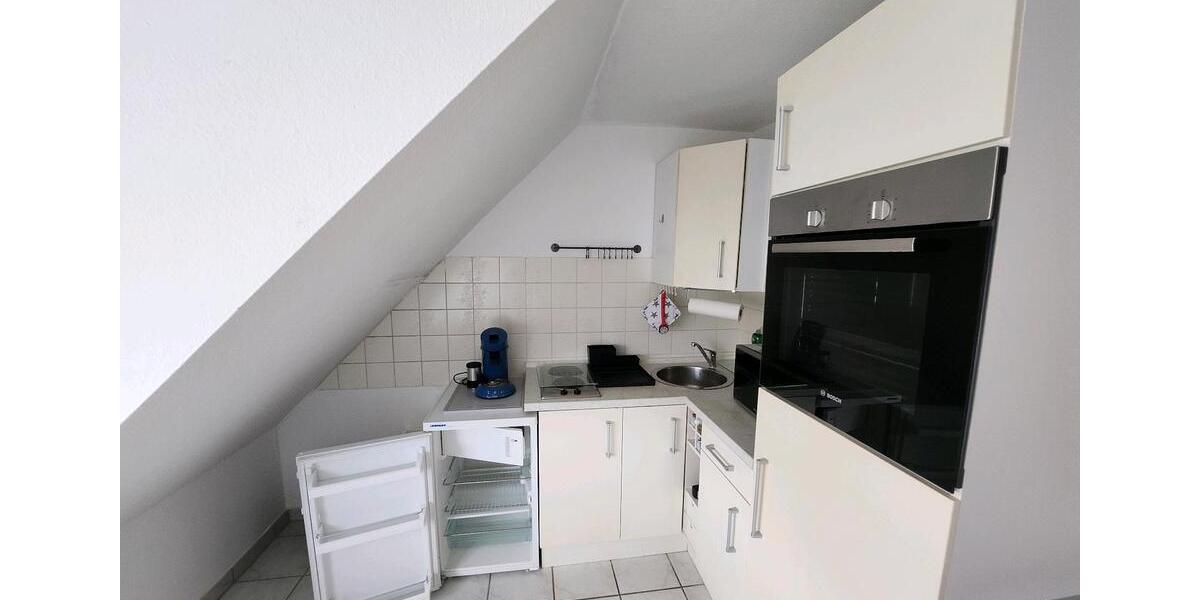 Dachgeschoßwohnung Stuttgart Neuwirtshaus - 1.5 Zimmer, 38 m&sup2;, 695&euro; | Angebot:26469715