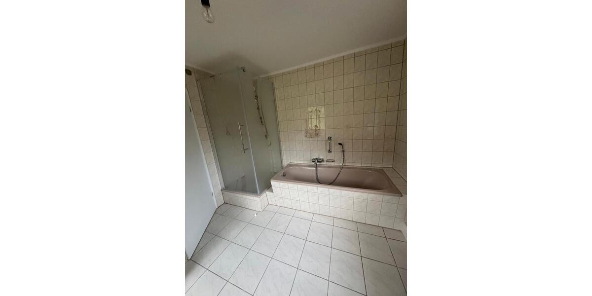 Bauernhaus, Landhaus Neuzelle - 7 Zimmer, 160 m&sup2;, 1.799&euro; | Angebot:26006320