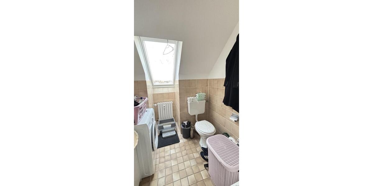 Dachgeschoßwohnung Neukirchen-Vluyn Vluyn - 2.5 Zimmer, 63 m&sup2;, 276&euro; | Angebot:24667131