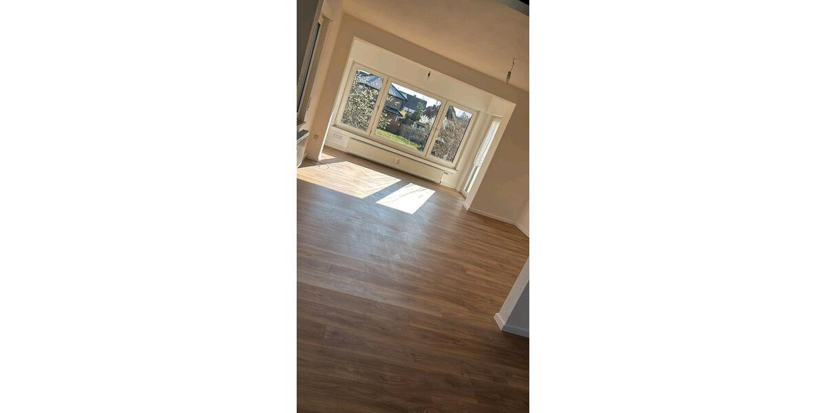 Terrassenwohnung Lage - 2 Zimmer, 60 m&sup2;, 750&euro; | Angebot:26532655