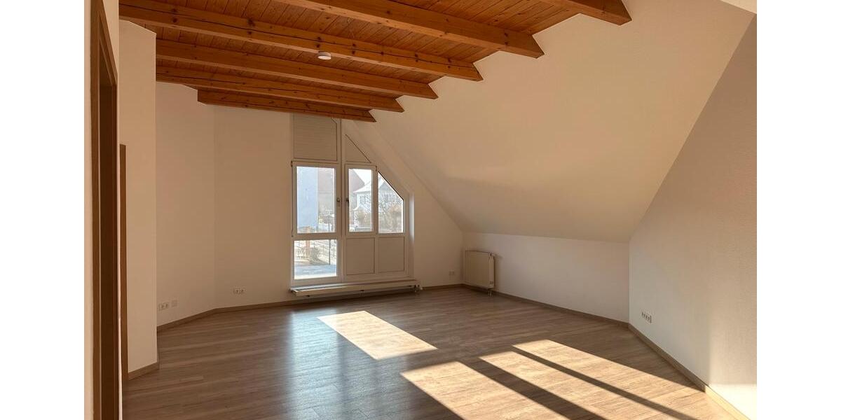 Dachgeschoßwohnung Herrnhut - 4 Zimmer, 92 m&sup2;, 600&euro; | Angebot:25049516