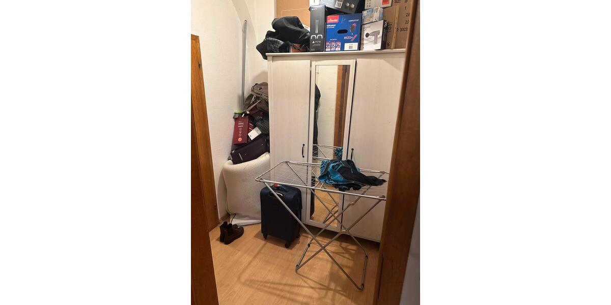 Etagenwohnung Bergisch Gladbach - 1 Zimmer, 33 m&sup2;, 430&euro; | Angebot:24419916