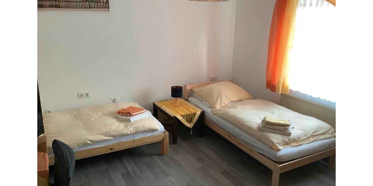 Wohnen auf Zeit Gunzenhausen - 3 Zimmer, 120 m&sup2;, 25&euro; | Angebot:26356702