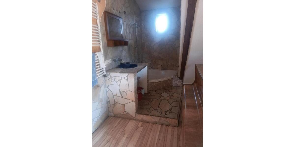 Etagenwohnung Haßfurt - 4 Zimmer, 90 m&sup2;, 720&euro; | Angebot:26456208