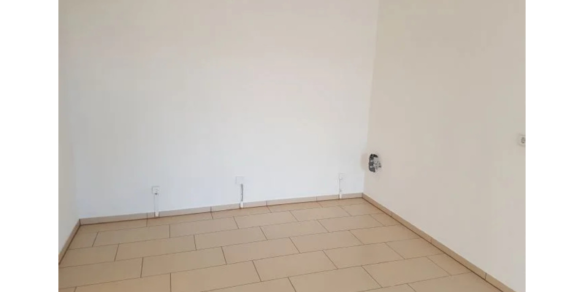 Erdgeschoßwohnung Fürstenwalde (Spree) - 4 Zimmer, 103 m&sup2;, 1.250&euro; | Angebot:25103121