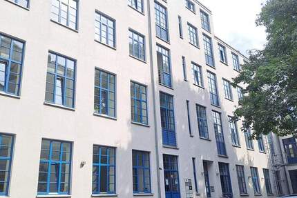 ca. 150 m² große ALTBAU-Bürofläche in HH-Eimsbüttel 3 zimmer